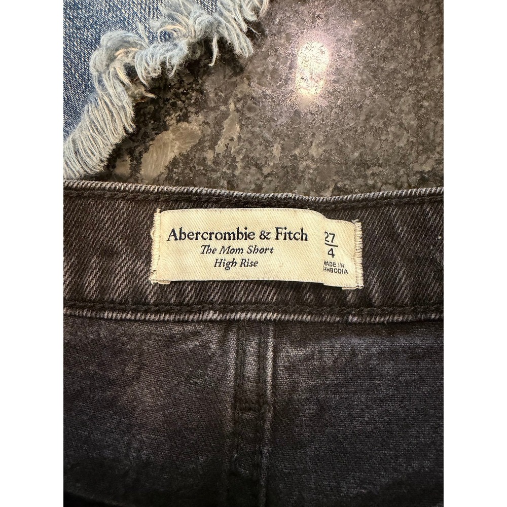 Abercrombie‎ & Fitch The Mom Short High Rise Size 27/4 Black - Picture 3 of 3